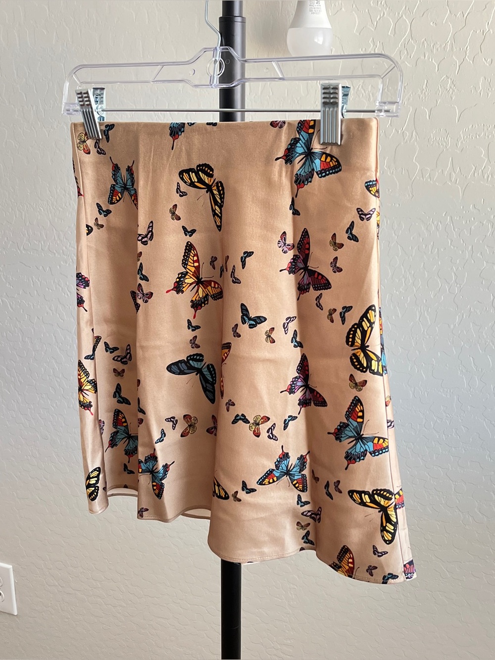 Cami NYC Aviva Butterfly Print Silk Charmeuse Beige Mini Skirt - Picture 7 of 11